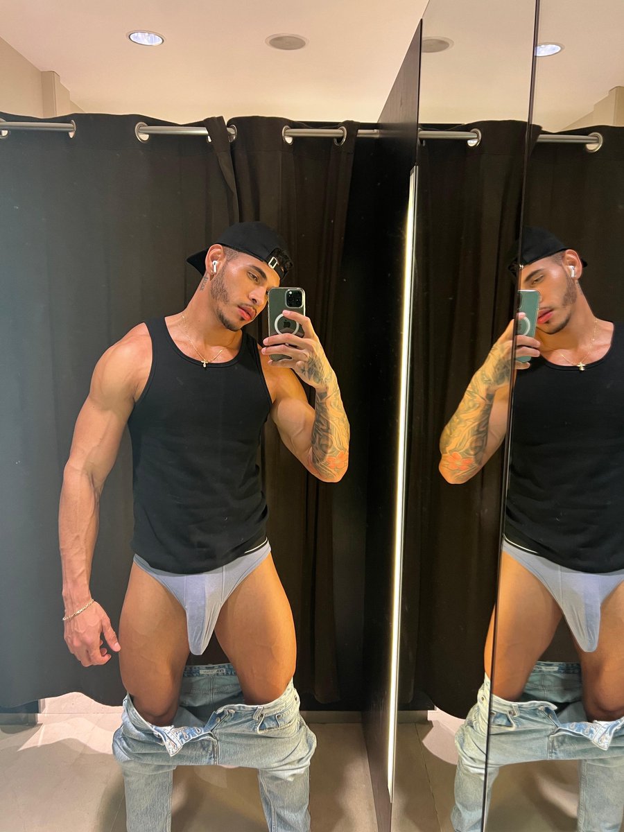 ayuuuFY's tweet photo. If this caught your attention, imagine the rest. https://t.co/Xkhei4jNLO
