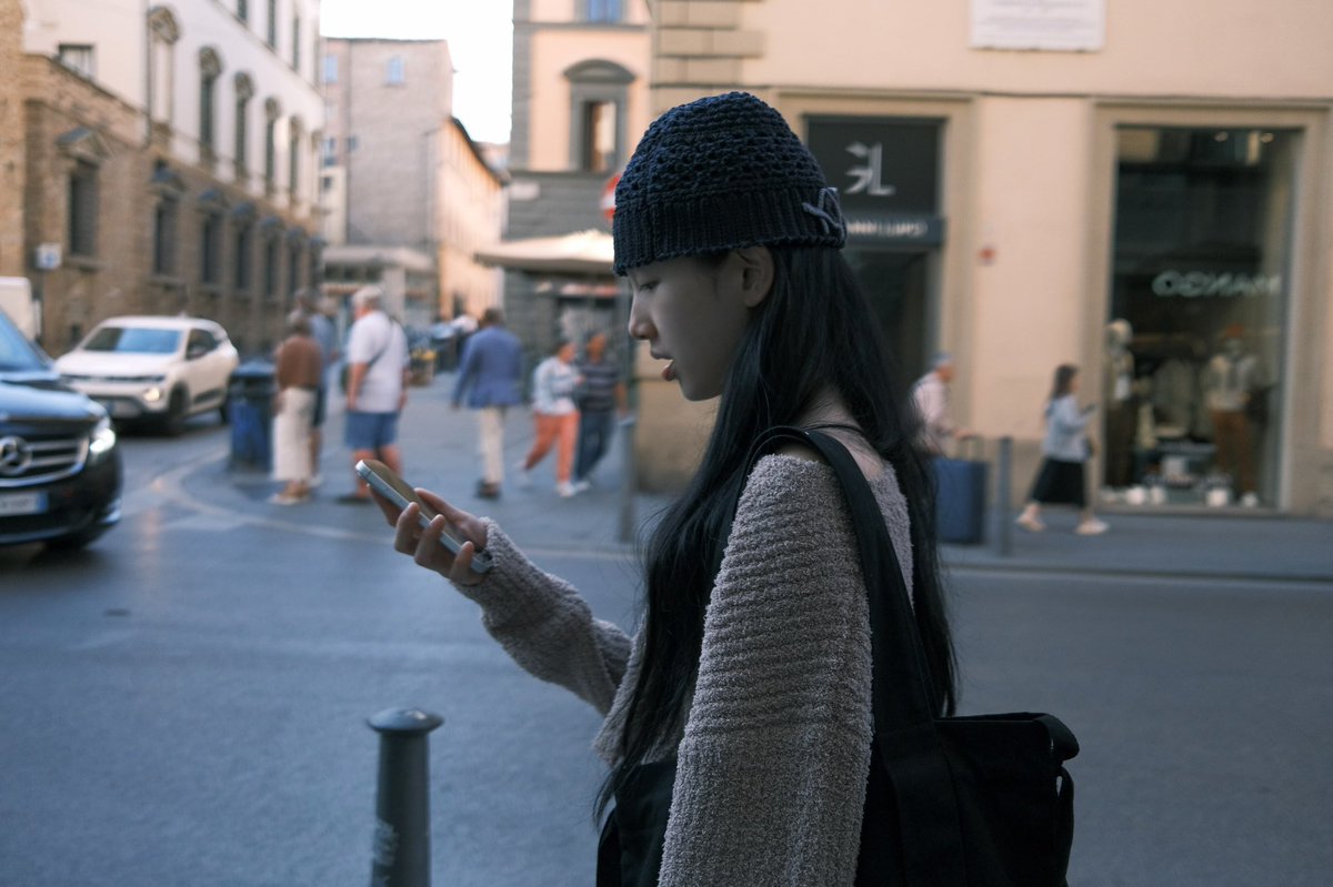 shuzkay's tweet photo. 261002 skuukzky (second post🎉)
ㄴ #SUZY instagram update

📍Florence, Italy 
🐰: “Morning walk” 

Hope we get another vlog ~~ >< ❤️ https://t.co/NXlsMYlnsF