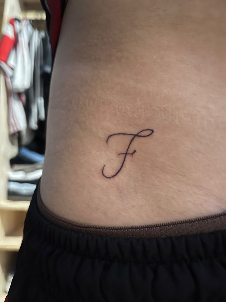 fiorenavarro9's tweet photo. lo amo con mi vida😭😍😍 https://t.co/jA4E4wEKNR