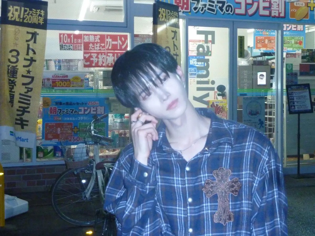 MyHaeseong's tweet photo. 아 잘생겼어 https://t.co/JXz3BkwMDj