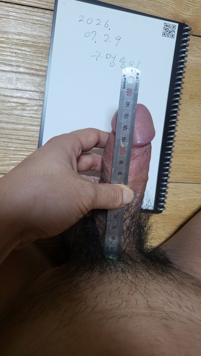 MonkeyCage_0175's tweet photo. Locktober

현재 33일째 정조대 착용 중으로 락토버 기간 중엔 트위터의 '비공개 계정' 설정을 해제 해두겠습니다.

이하 작은 이벤트입니다.

RT: 30개 이상 시 동영상 풀버전

#Locktober https://t.co/3MSs7rpk7h