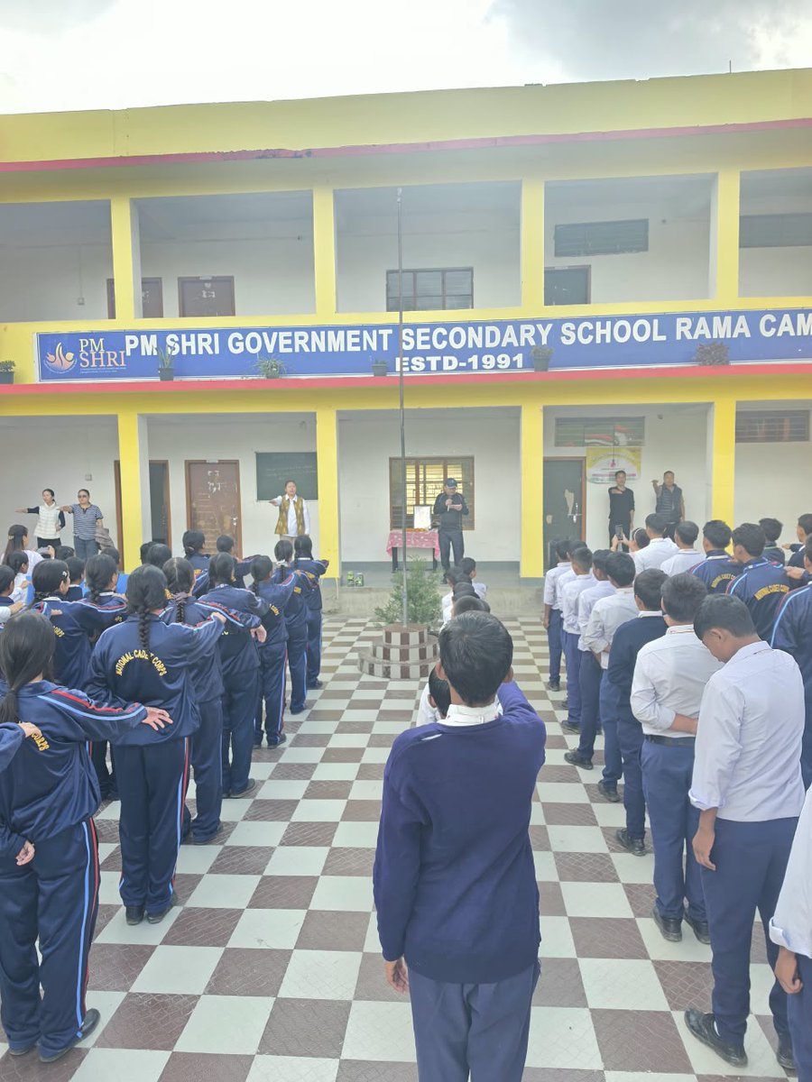 ncc_gp's tweet photo. Swachhata Bharat Diwas 2026
A total of about 900 NCC cadets from various institutions under 2 AP Bn NCC, Tawang, Tezpur Gp participated in Swachhata Bharat Diwas activities with enthusiasm and commitment.
The cadets undertook following activities
🧹 Cleanliness Drives
📢 Awareness Rallies
🎨 Poster Making Competitions
🌱 Tree Plantation & Swachhata Pledge
@nccner @HQ_DG_NCC