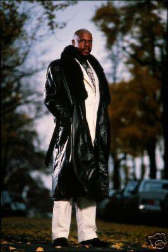 Lizzs_Lockeroom's tweet photo. Happy 78th Birthday, Avery Brooks 🥳🎂🎉🎊🎈 https://t.co/G2WQUHj7QO