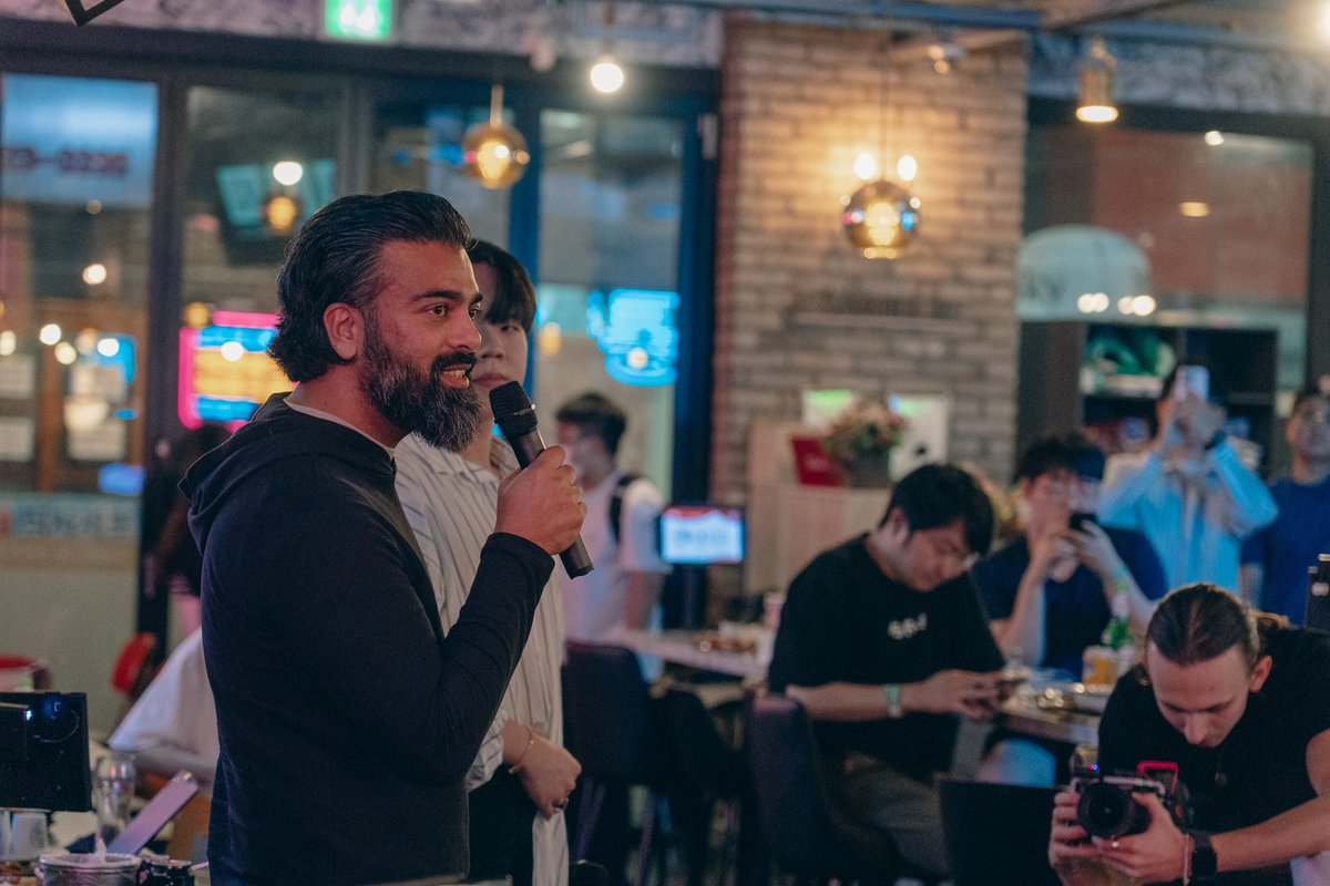 fasset's tweet photo. Fasset NeoHouse at @kbwofficial, done.

Founders, builders, traders, and payments people, all in one room for an evening of networking and good conversations.

Big thanks to our co-host @ONEchain_game, @EtheneLabs for the support, and everyone who came through. https://t.co/CUlz84pDna