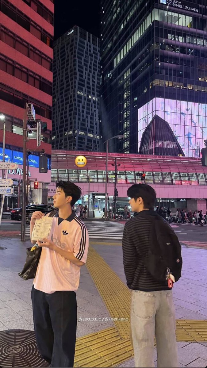 jedwonni's tweet photo. ถ้าไม่มีพี่ฟลุ๊ค ด้อมเราจะอยู่ยังงัย แล้วรูปมู้ดดีทุกรูป 😭😭🙏🏻🙏🏻🙏🏻 https://t.co/KSqXhNHVCZ