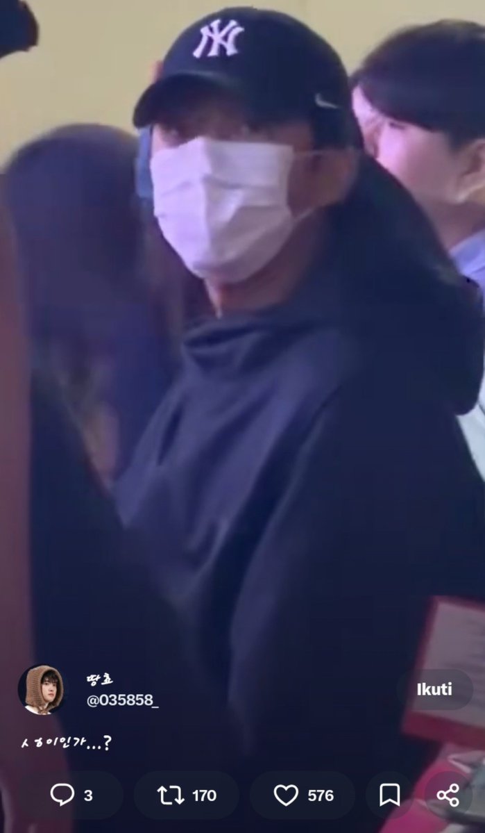 51227Pcy's tweet photo. @035858_ 누구? 세훈? https://t.co/lYskwflCPY