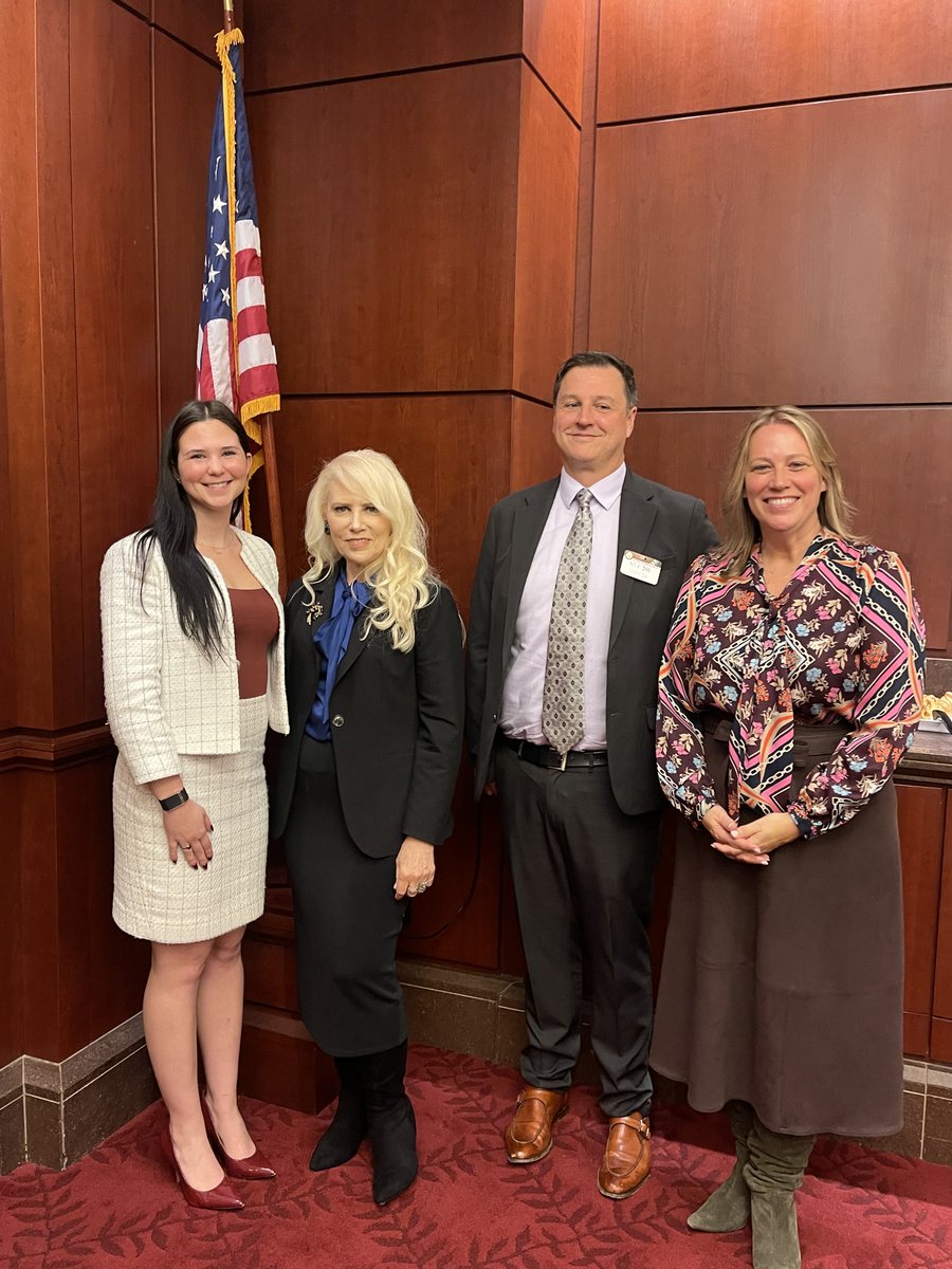 lynns_warriors's tweet photo. Capitol Hill🇺🇸Excellent panel discussion presented by @BetterFuture_AI on the power of KOSA and The SCREEN Act. Thank you Alliance for a Better Future @janetvkelly @twestes #SarahThacker. #KidsOnlineSafetyAct #AgeVerification #TakeActions #ProtectKidsOnline https://t.co/HHHw9VFSgt