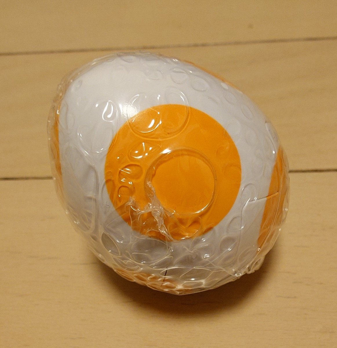 lights9589's tweet photo. ヨッシーめじるし
3本爪の確率機にあったから、試しにやってみたら、な、なんと100円で取れた！
その後も何回かやってみたけど、持ち上げて離すから、取れた時ちょうど確率だったみたい。ラッキー過ぎた✌
持ってないオレンジGET🧡 https://t.co/QJ5tBZyANN
