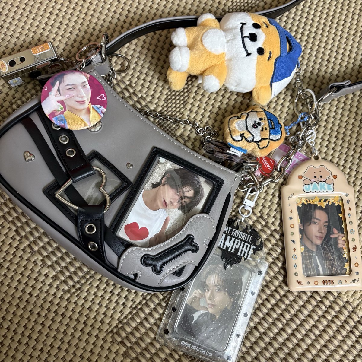 nichorielsim's tweet photo. bag for tomorrow! https://t.co/te9U9eea0D