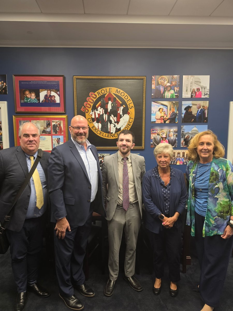 AlphaFriend's tweet photo. Today, on World Oxygen Day, we’re highlighting the importance of access to supplemental oxygen for people who depend on it, including members of the Alpha-1 community. A1F continues to advocate for the Supplemental Oxygen Access Reform (SOAR) Act (H.R. 2902/S. 1406), bipartisan legislation focused on improving access to supplemental oxygen and strengthening protections for those who rely on it. Make your voice heard by contacting your members of Congress and urging them to support the SOAR Act: https://t.co/LoHcuoYCIY