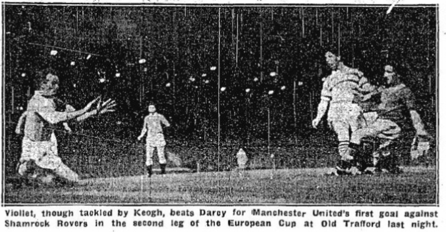 SportsHistory26's tweet photo. #OTD in 1957 at Old Trafford 

@ShamrockRovers travelled to Manchester to play @ManUtd in their European Cup Preliminary-Round Second-Leg at Old Trafford in front of a crowd of 33,754

United had done the damage in the First-leg having won 6-0 in Dublin but on this occasion the Rovers only lost 3-2, with second-half goals from Maxie McCann and Thomas Hamilton

#SportingMemories #United #ShamrockRovers #OTD #EuropeanCup