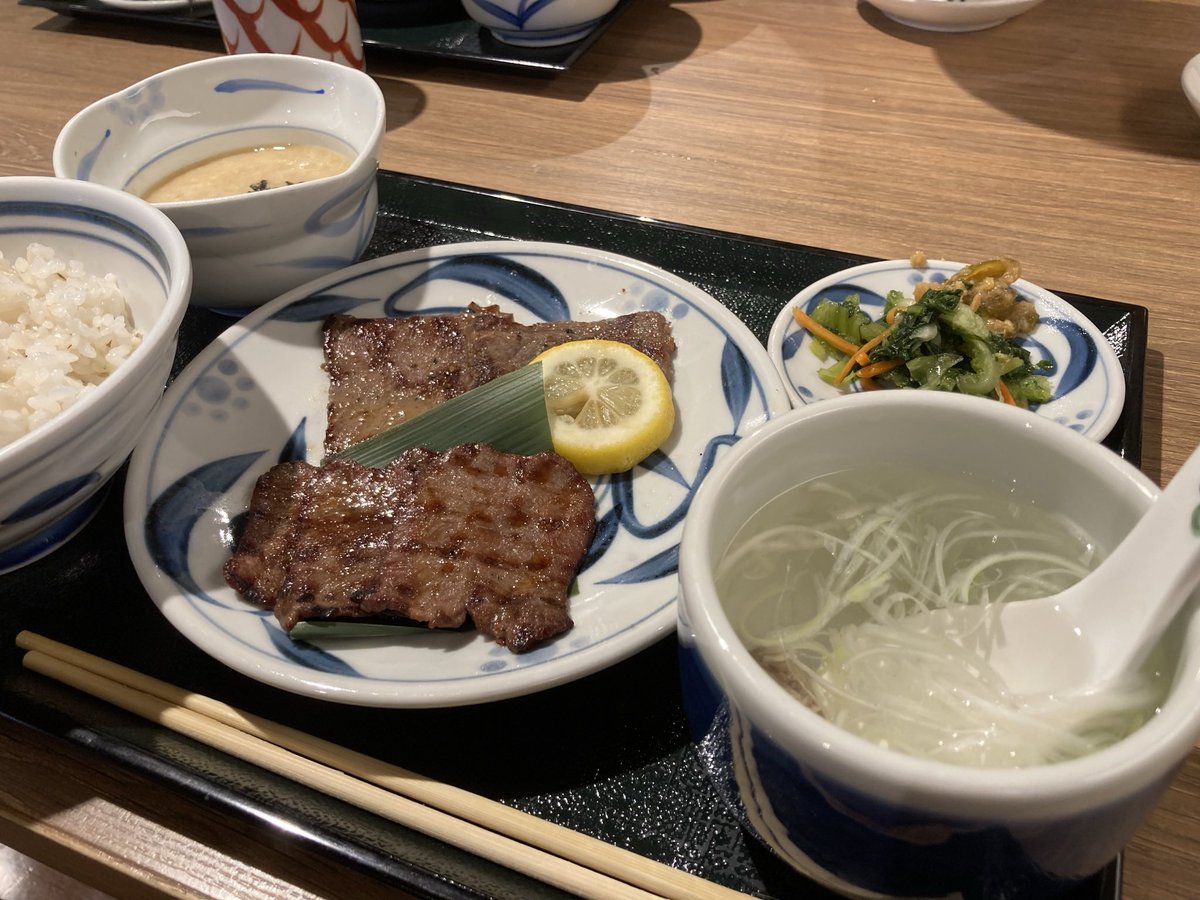 grinSeiShonagon's tweet photo. 美味しくいただきました😋
お腹も心も満たされてしあわせ♡

金曜日
ほっとして楽しいひととき
今日もごちそうさまでした🙏✨
付き合ってくれてありがと https://t.co/vfVVFjyUEu