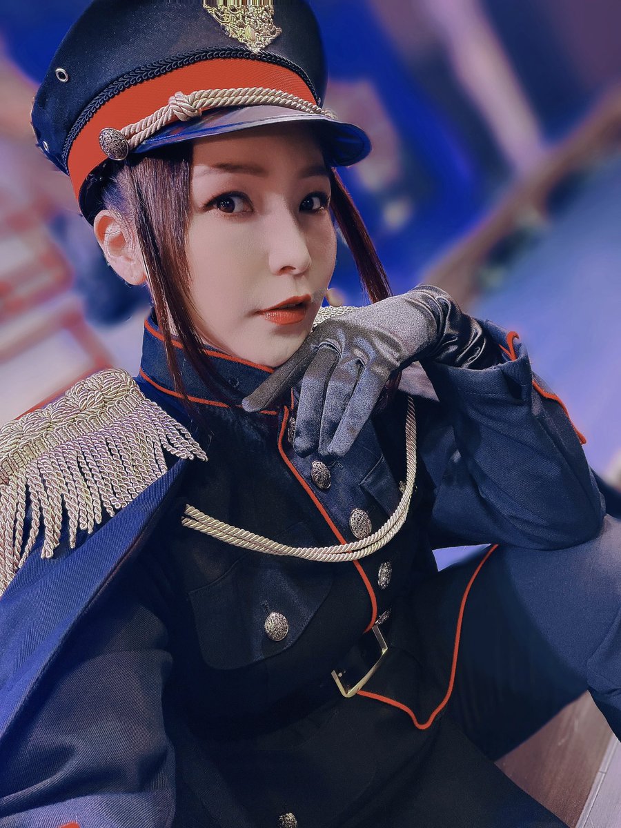 nittaemi85's tweet photo. 舞台 #タタラの唄姫-神楽祓い-
初日の幕が上がりました。

感想▶︎ #タタラの唄姫_神楽祓い 
ネタバレ有り▶︎ #タタラの唄姫_記憶 

明日からは2公演。
新たな絶望を、ぜひ劇場で味わってください。

チケットはこちらから。
https://t.co/SIlDAOw3rB

桜花妖錬高校 校長 篠笛加奈 役
新田恵海 https://t.co/nmWLYgxW3J