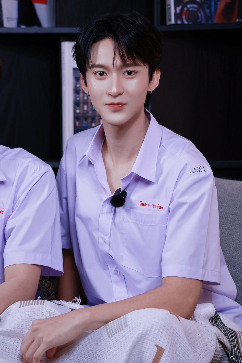 SiSi00606's tweet photo. คนนี้หล่อจริง ๆ! 

@rryjinnn 𓆩◂ ࠫᓀ◞ᓂ ࠫ▾  𓆪↝ #rryjinnn  
#ryujinpatji   #ริวจินแพทจิ

#芮熙颜RUIXIYANxRyujinPatji https://t.co/20FbHzsxRh