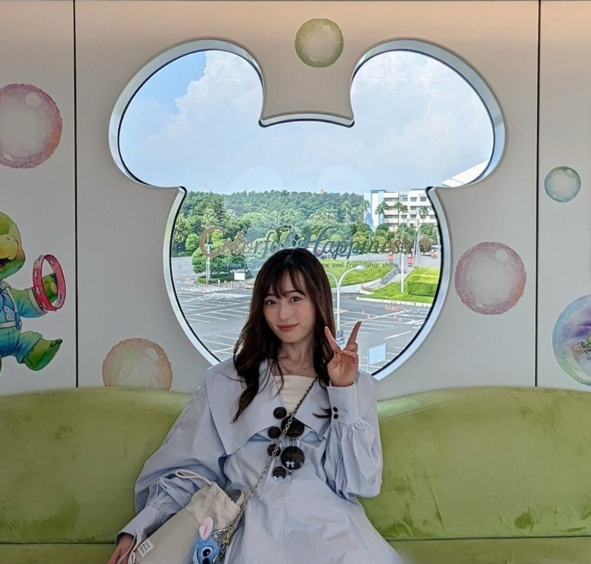 bb2Q4BGF5i6656's tweet photo. 福原遥さんって相当ディズニー好きっぽいな。
タケのミッキーのストラップ、意外だと思ってたけど福原遥さんがプレゼントしたのかな。
なんかめちゃ良いな。 https://t.co/yOEL49iQDU