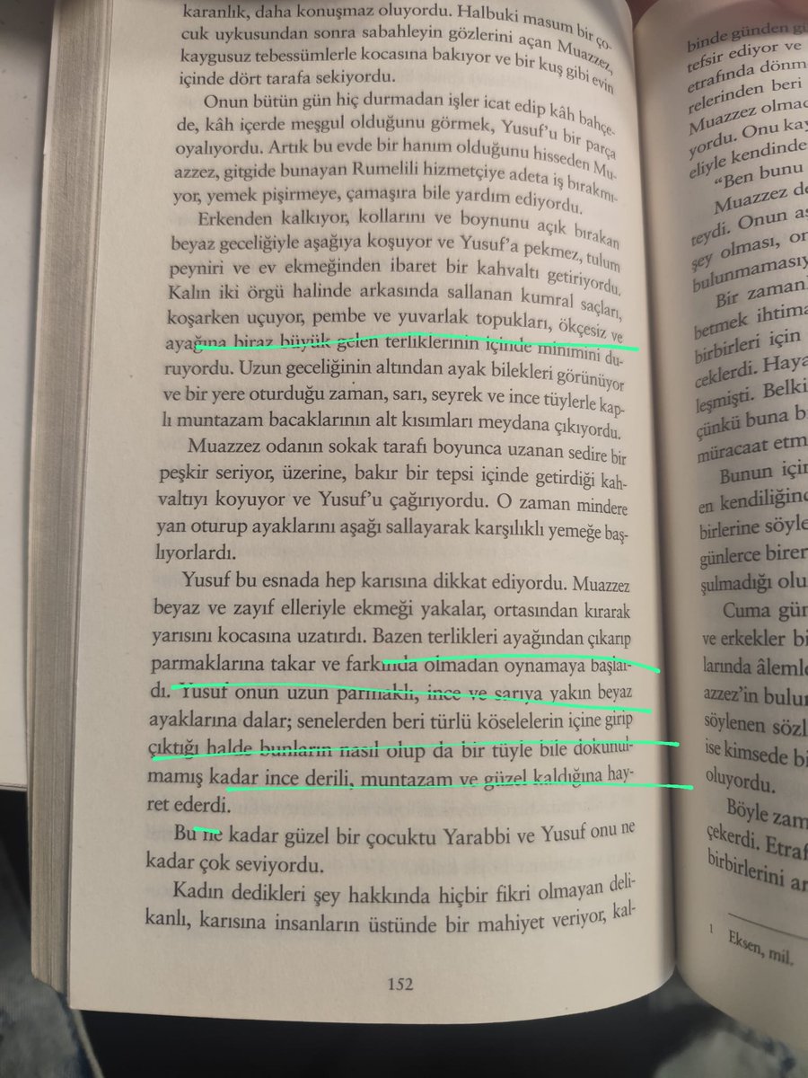 pembemicra's tweet photo. Yusuf'un ayak fetisi var sanirim https://t.co/WngExJyLpd