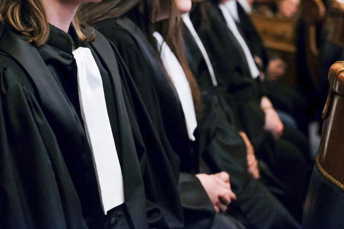 LeDirectInfo's tweet photo. 🔴🇫🇷 ALERTE INFO 

- LE SYNDICAT DE LA MAGISTRATURE APPELLE À CESSER "DE RÉPRIMER LA JEUNESSE POUR LA FAIRE TAIRE"

( France Info ) https://t.co/XVTbBZI7K6