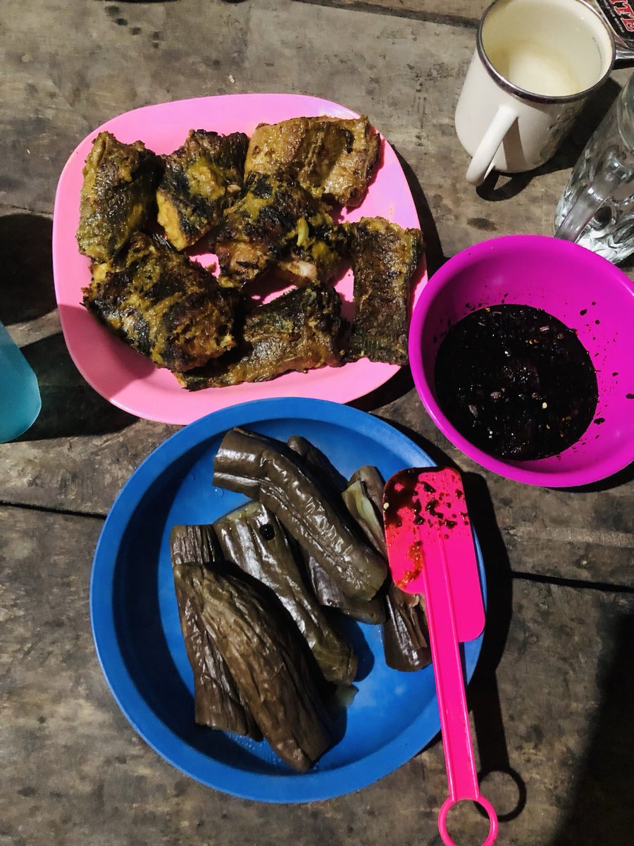 Sakrmfdlag's tweet photo. Makan gengs https://t.co/kcbPHIULt1