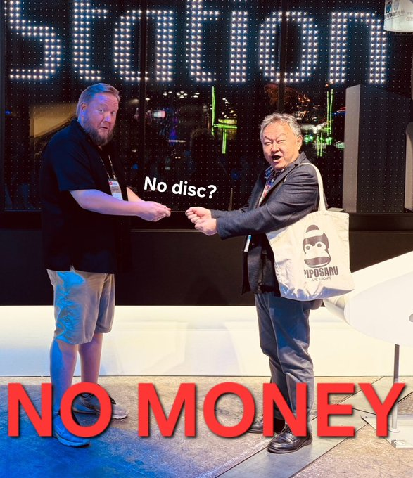 ElTioBellic's tweet photo. @PlayStation #NoDiscNoBuy https://t.co/Iz1F9IsfAY