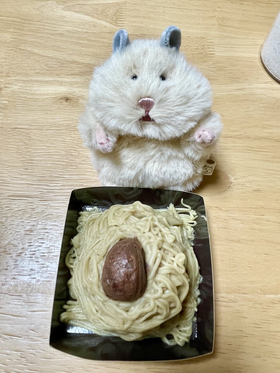 doll_11x18's tweet photo. ﾓﾌﾞﾗﾝｯ…！？🌰 https://t.co/EUpzTXnuYB