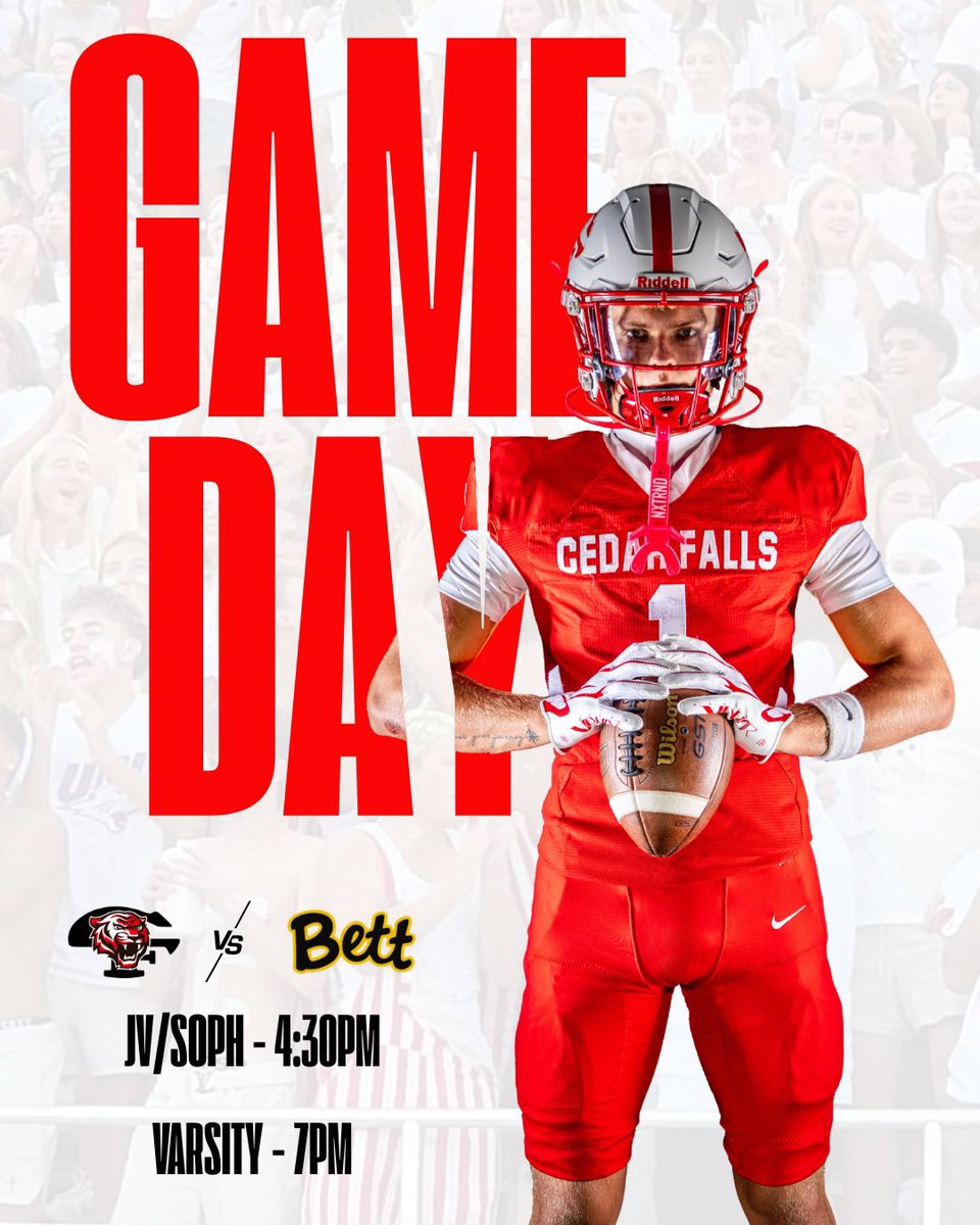 StrattonRange5's tweet photo. Friday night in Cedar Falls. Big one against Bettendorf and I wouldn't want to line up with anyone else. Proud to go to war with these guys. #FridayNightLights

@Braydenhanks08 @willfever_ @JudeHazell87 @BaylorPetrie13 @CarsenGary @1taycarter @jauronharkless @pontnack99 @alexander_huhn1