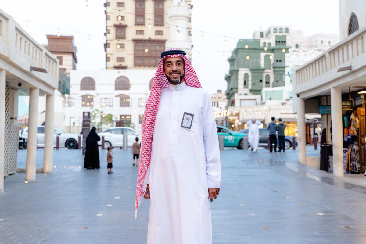 ALFarshooti's tweet photo. سعدنا في لجنة وكالات السفر ومشغلو الجولات السياحية بمجلس السياحة والثقافة بغرفة جدة بعقد اجتماع مع اللجنة الوطنية للخدمات السياحية باتحاد الغرف السعودية واستضافتهم بغرفة جدة لبحث أبرز التحديات والمبادرات و استكشاف مسارات التعاون المشترك بما يدعم نمو القطاع السياحي ويعزز دور القطاع الخاص