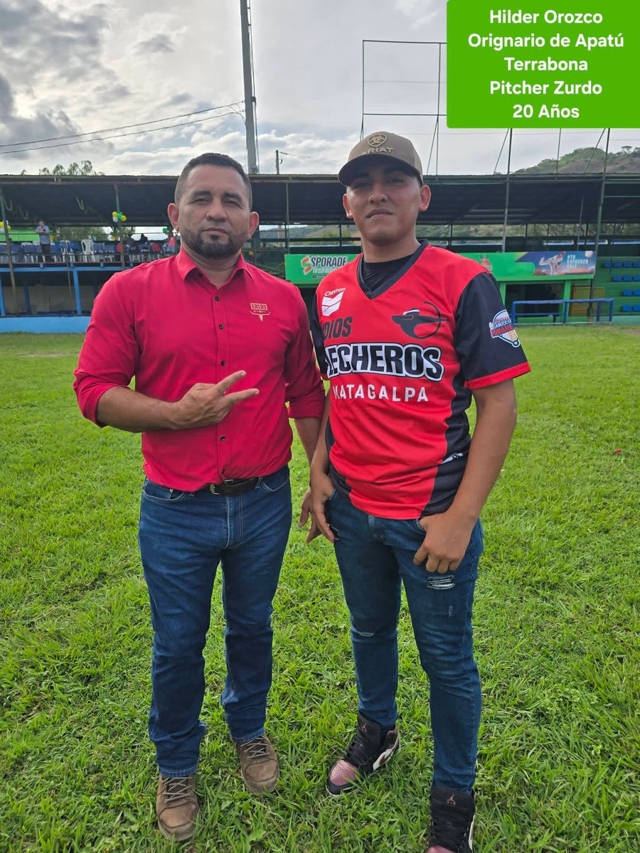 RJugada's tweet photo. ⚾️⚾️⚾️⚾️"La JugadaTV"⚾️⚾️⚾️⚾️
Matagalpa Nicaragua
Estadio Chales Solis

Entrega Uniformes Indios Flecheros Indios Flecheros de Matagalpa GPO  U23 - 2026

2 Peloteros de La Liga Yaule Orgullo de Yaule y Uno de Ellos Originario de Apatú Terrabona

⚾️⚾️⚾️⚾️"La JugadaTV"⚾️⚾️⚾️⚾️ https://t.co/xLRR5aggXf