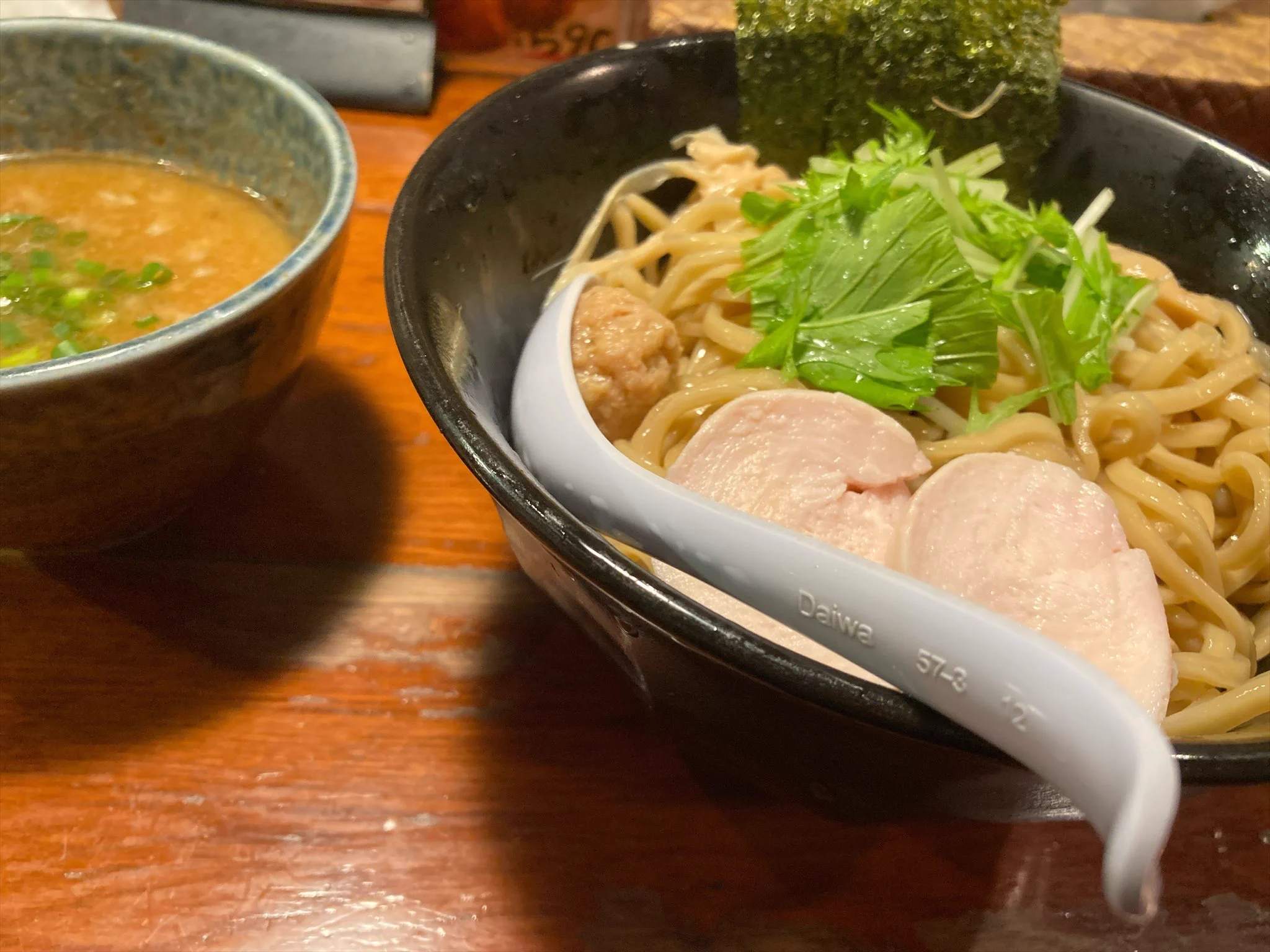 鶏 そば みた 葉