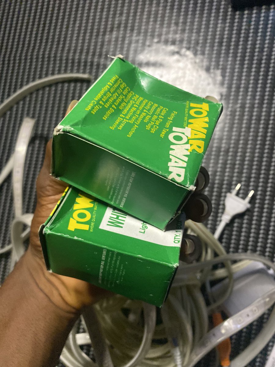 Chisomdrills's tweet photo. Went for shopping for my work space and room 

I rather invest in my growth than expensive shit

Lighting and good environment helps your videos content https://t.co/Buj42P2iDQ