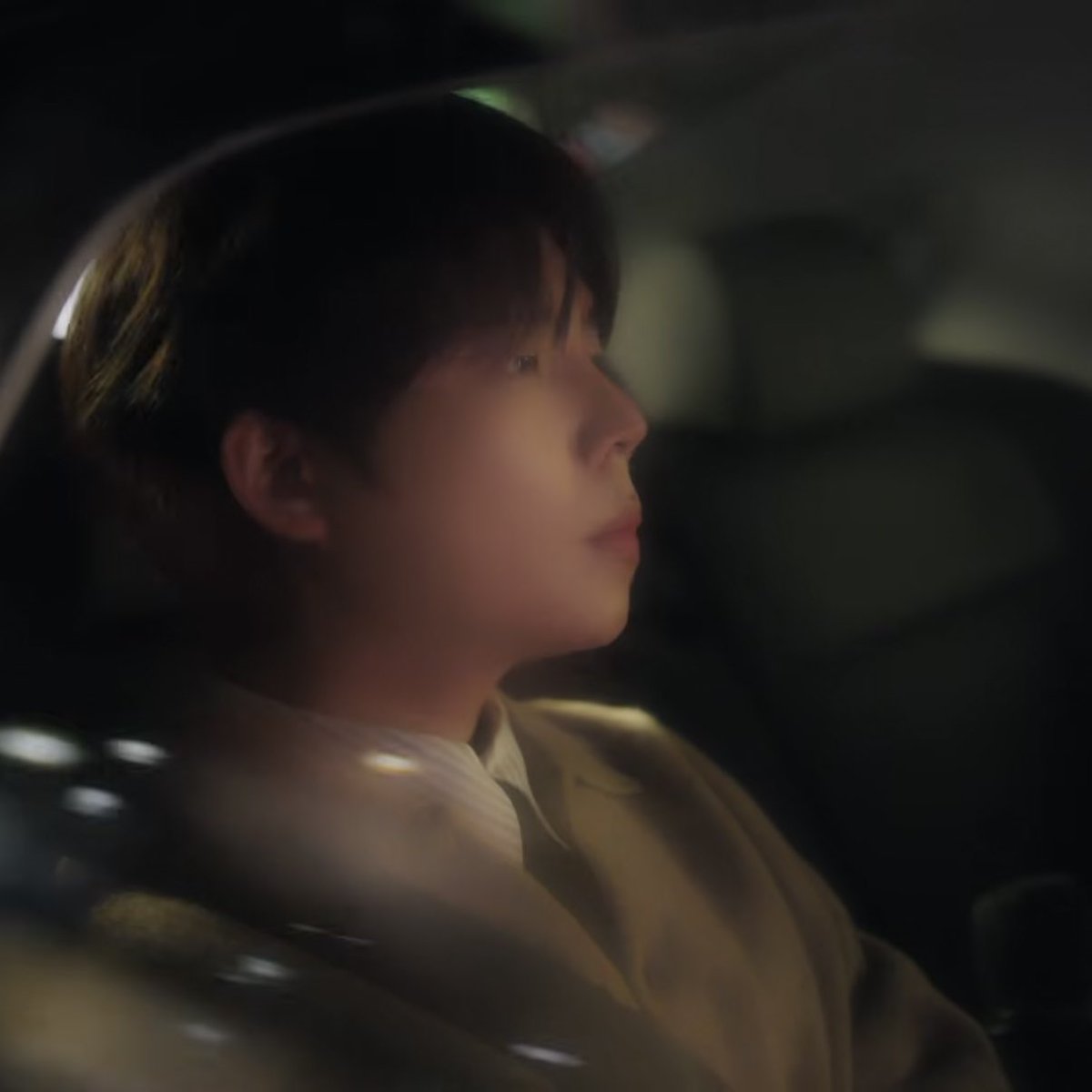 seungh_universe's tweet photo. 애기에서 어른남자가 됐네 https://t.co/w4kdlfvwSu