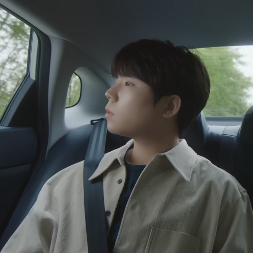 seungh_universe's tweet photo. 애기에서 어른남자가 됐네 https://t.co/w4kdlfvwSu