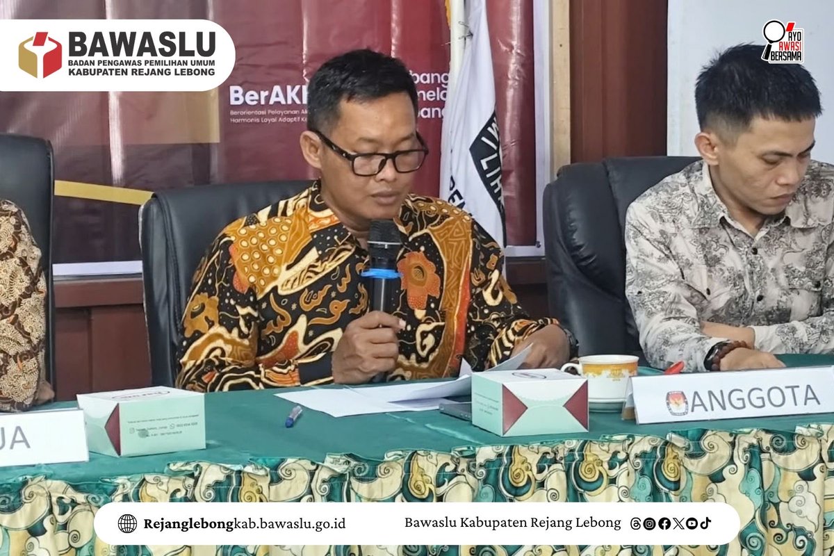 BawasluRL's tweet photo. #sahabatbawaslu 
Rejang Lebong, 30 September 2026 – Bawaslu Kabupaten Rejang Lebong melaksanakan pengawasan terhadap Rapat Rekapitulasi dan Pleno Terbuka Pemutakhiran Data Pemilih Berkelanjutan (PDPB) Triwulan III Tahun 2026 https://t.co/EyusNzCBOG