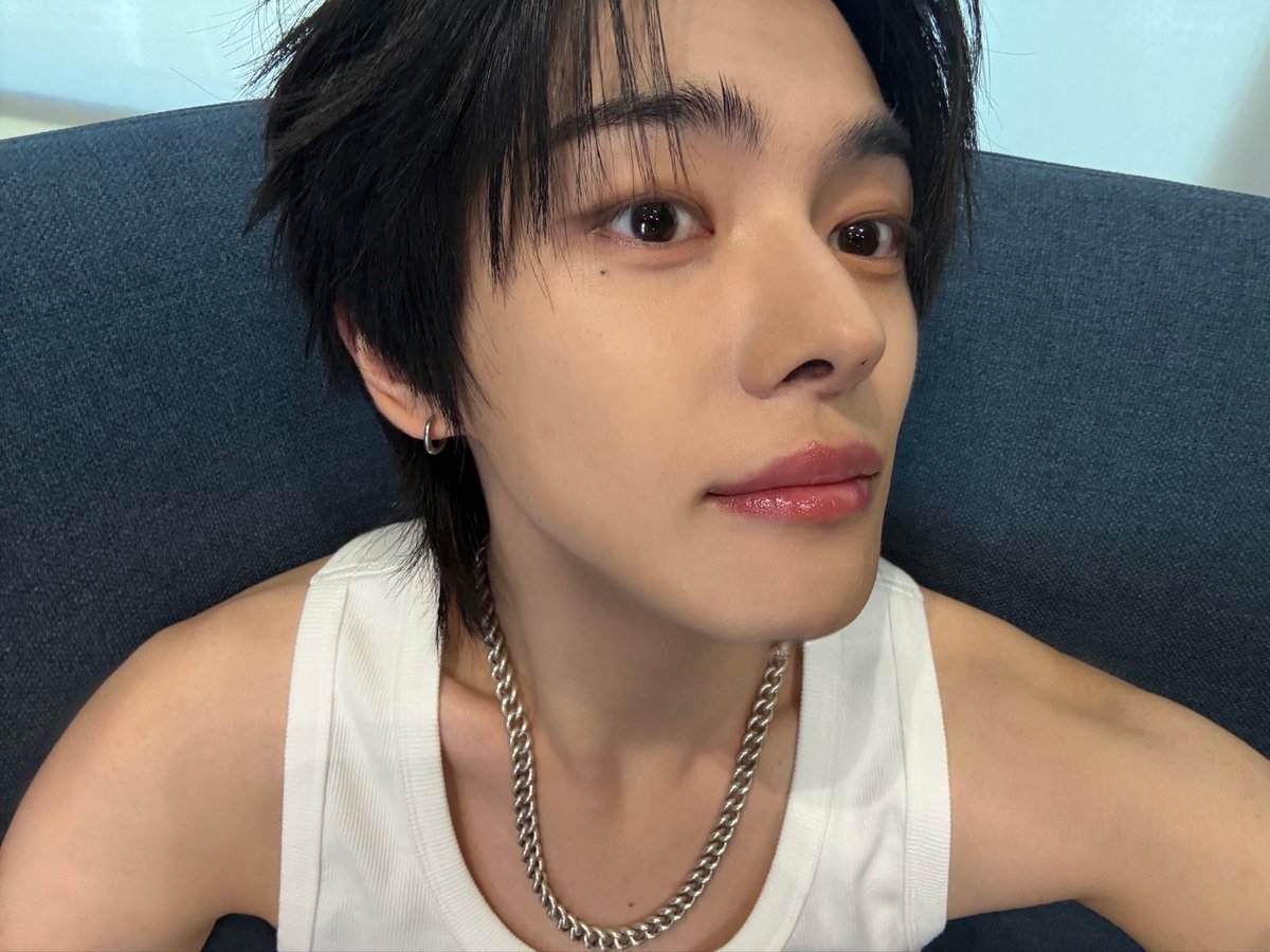 safeplaceleo's tweet photo. LEE LEO ??? https://t.co/OgH2CAWO8M