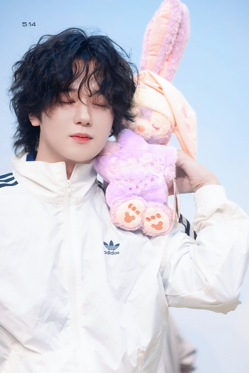 _yechan514_'s tweet photo. 261002

#오메가엑스 #예찬 
#OMEGA_X #YECHAN https://t.co/7i8ZrtS07c