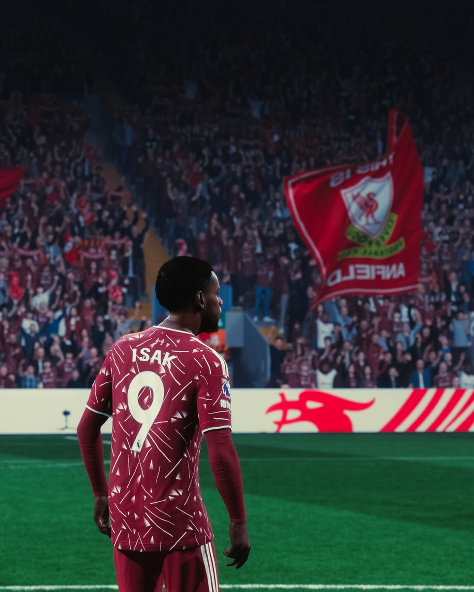 LFC's tweet photo. A look at the Reds in the @EASPORTSFC 27 Highlighter Feature  📸😮‍💨

Not long to go until we’re back in PL action 👌 https://t.co/vfSiTZOJLL