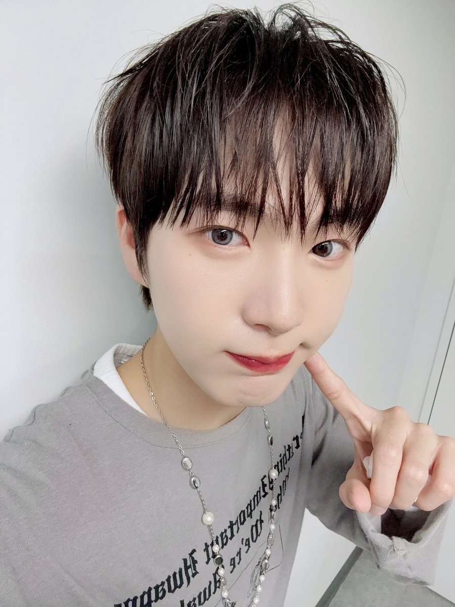 OmegaX_members's tweet photo. [#OX]

오늘 재밌었습니다!!

#OMEGA_X #오메가엑스
#케빈 #KEVIN https://t.co/d59kyR4J4G