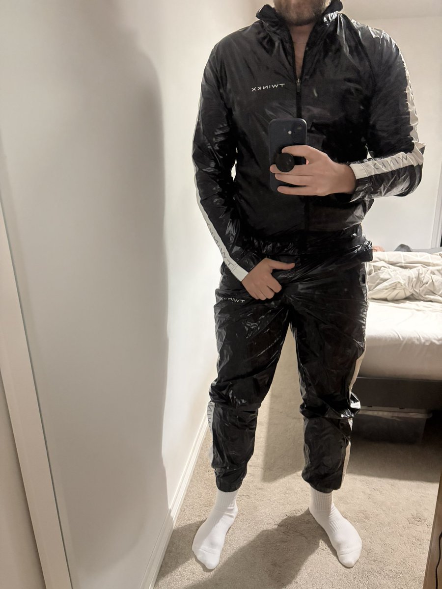 trackieslads's tweet photo. https://t.co/mnVeff8eB2