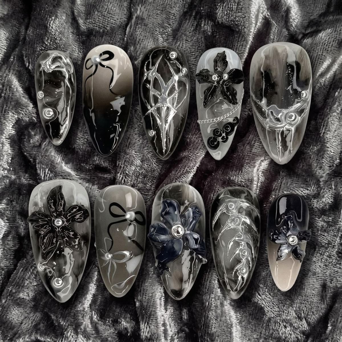 wolfintherogue's tweet photo. how pinterest sees you  !️ !️  ՞ ̳o̴̶̷̤  ̫ o̴̶̷̤ ̳՞

★ character 
☆ plushie
★ nails
☆ quote

kinda getting mixed signals LMAO https://t.co/RoOuYxLuR2