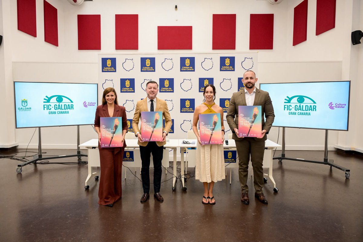 SPEGC's tweet photo. Desde la Sociedad de Promoción Económica de Gran Canaria (SPEGC) reafirmamos nuestro compromiso con la consolidación del sector audiovisual en la isla patrocinando una nueva edición del Festival Internacional de Cine de Gáldar🎬

📅 Hoy se ha presentado el programa de esta gran cita, que se celebrará del 10 al 17 de octubre bajo el lema ‘Cine y deporte: un diálogo épico’, una temática que protagonizará también la retrospectiva de este año🎥

🗣️Además de nuestro patrocinio, desde la SPEGC y a través de nuestra iniciativa Gran Canaria Film Commission, impulsamos el martes 13 de octubre la mesa redonda 'Oportunidades profesionales y empresariales en el sector audiovisual en Gran Canaria'. En ella, intervendrá el director gerente de la SPEGC, Cosme García Falcón, junto a varios profesionales del secto abordando el crecimiento de la industria, la producción cinematográfica en la isla y las posibilidades para profesionales, empresas y nuevos talentos.

🏆 ¡Una edición que da un importante salto! El FIC Gáldar se estrena como festival calificador de los Premios Fugaz, una nueva distinción que se suma a la que ya ostenta como preseleccionador de los Premios Goya.

ℹ️ ¡No te pierdas esta gran cita con el talento y la creatividad audiovisual en el norte de nuestra isla! Conoce toda la programación y las proyecciones en  https://t.co/bw62n6U6Qo.