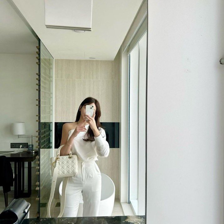 beason89296's tweet photo. 養うって言っても
札束渡したいわけじゃない。
家賃の心配なくして
好きなことする時間を
作ってあげたい。
そういう感じ。 https://t.co/68FUNeeeJB