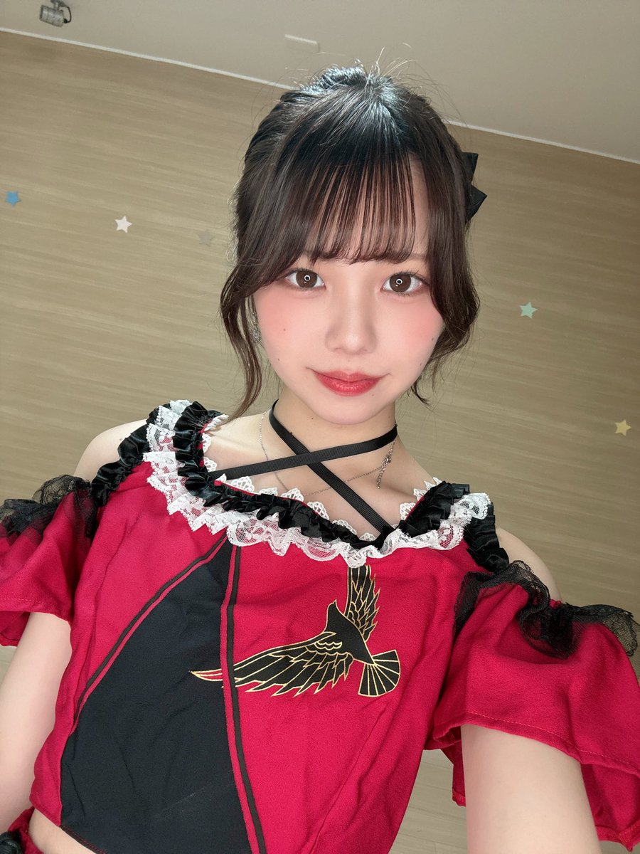 _yuuka_nico_'s tweet photo. 明日はいよいよクロフェス本番！

緊張もあるけどとにかく
全力で楽しんできます❤️‍🔥

みんな応援しててね🙌💐

#フロラフィア https://t.co/TERTltb4rZ