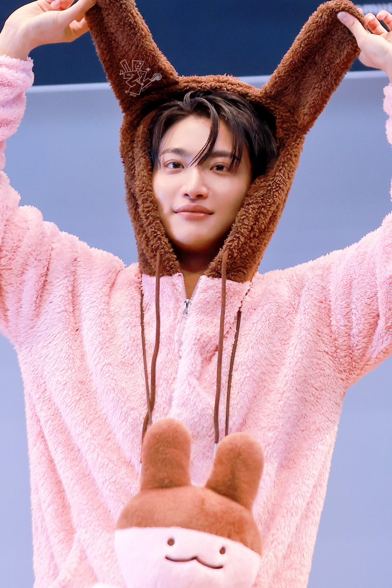 zhu_320_kuo's tweet photo. 260930💖💖💖
#seonghwa #성화 https://t.co/j3ewBgNWMT