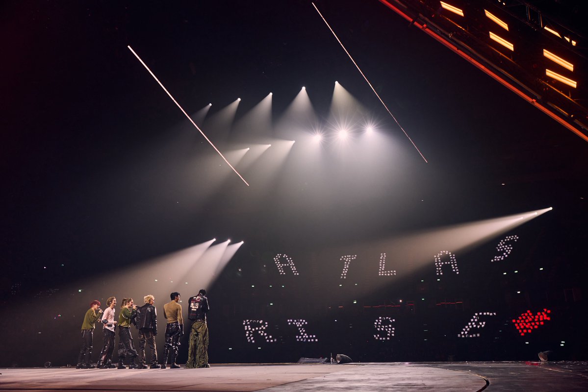WOMENTERTAIN's tweet photo. น้ำตาล้นฮอลล์! ATLAS พาเอลิสทะยานสู่ “RISING UP CONCERT” สาดความทรงจำ เสิร์ฟทุกความสุขตลอดค่ำคืน

[อ่านต่อ🔗…https://t.co/jRU5gjcnKJ…]

#ATLASRisingUpConcert #ATLASth #ATLAS_th https://t.co/hioAPJXc2n