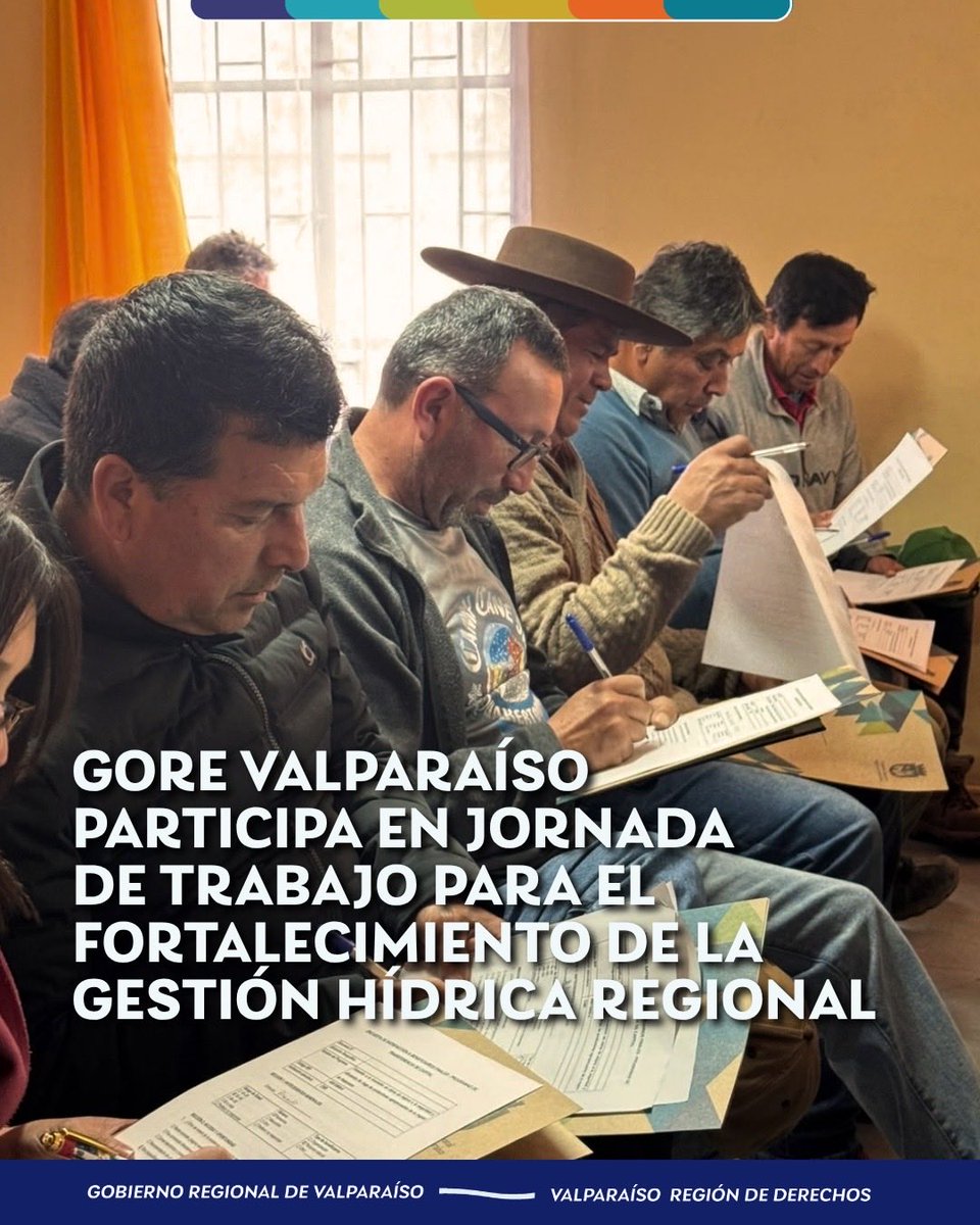 GOREValparaiso's tweet photo. Esta semana funcionarios de la DIPLAD participaron en una jornada que reunió a más de 40 usuarios de aguas. Durante el encuentro se dieron a conocer instrumentos de apoyo para agricultores y la posibilidad de desarrollar programas que permitan fortalecer la gestión hídrica. https://t.co/taKFVIcGFR