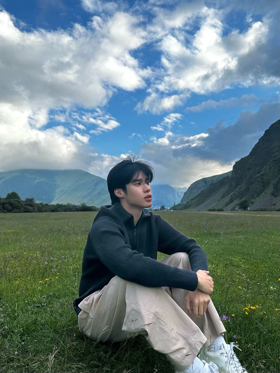 noynararound's tweet photo. พรชีวัน in real life มาก 😭 https://t.co/BCSWU4m27S