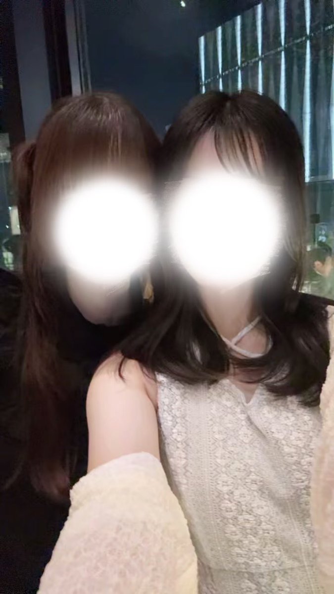 chomomucha's tweet photo. 東京行った時の話やけど
ケロミュ観劇後にねむさん合致🌟
東ド王子様衣装と革ジャン併せできて神
行きたかったラウンジ着いてきてくれて
アリガトー✌🏻(͒ ᴖ ·̫ ᴖ⸝⸝ )͒✌🏻
どこへ行っても文久土佐やな https://t.co/uQf54PqPEc