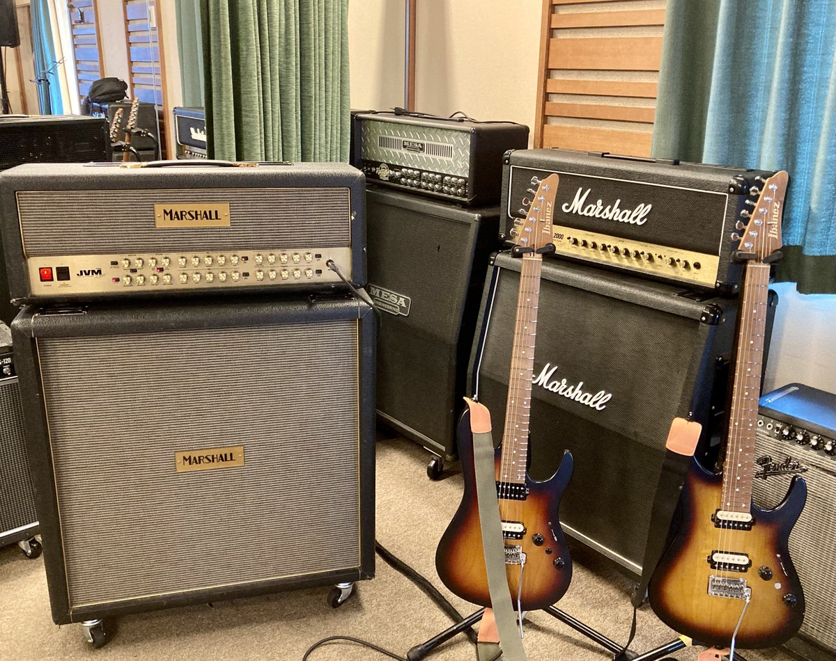 D_Drive_Seiji's tweet photo. BarとかでインストRockギター演奏して楽しんでもらえるのかなり好き。

バンド18年、ソロ活動は3年になるけど、まだソロで演ってない地方がいっぱい😅

演奏できるBarと各地方でご一緒出来る方とか居たら良いな😀🎸

#Seiji
#D_Drive
#インストギター https://t.co/u4CH2UfEdl