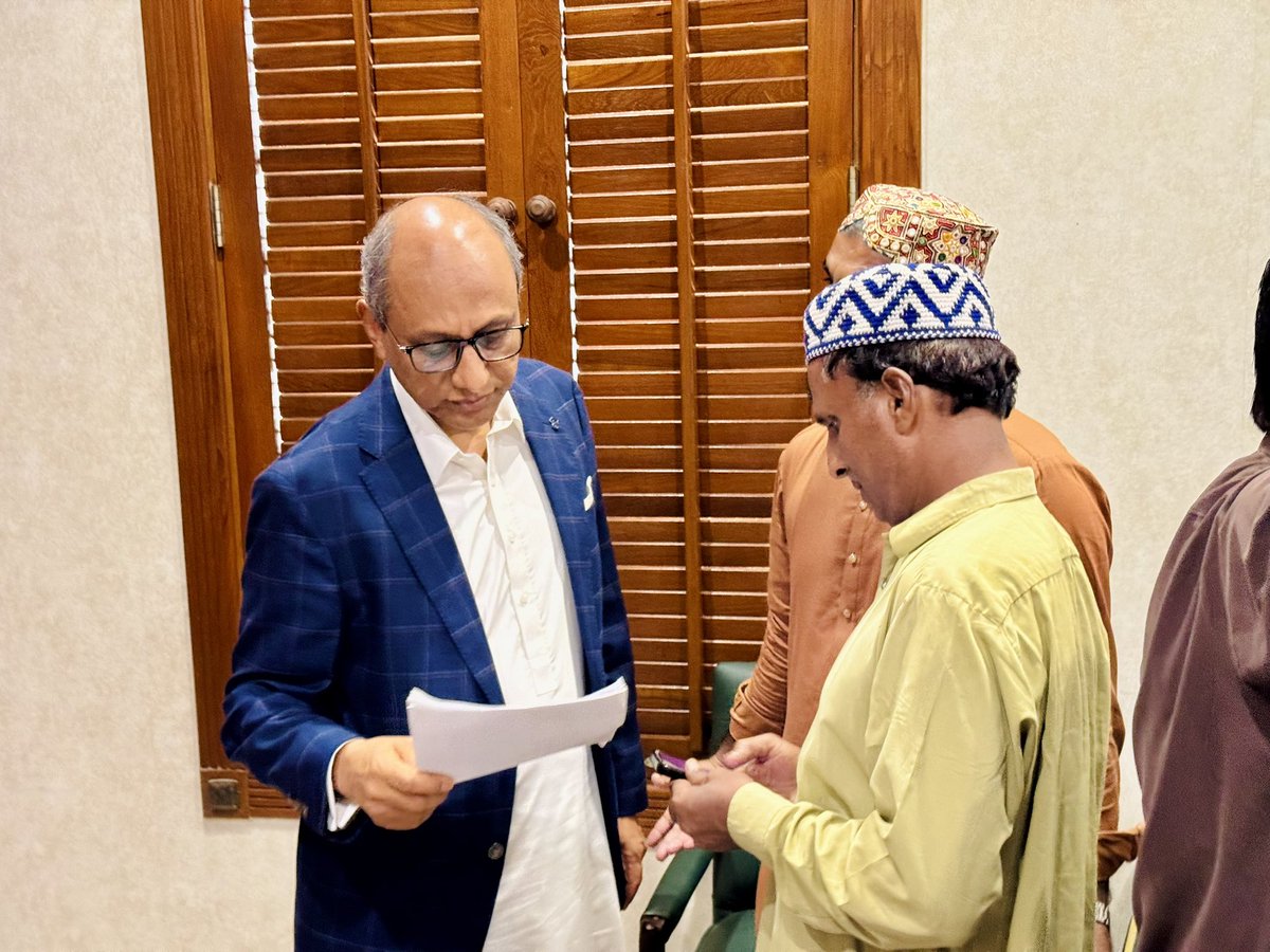 MinisterSindh's tweet photo. وزیر محنت و افرادی قوت سندھ سعید غنی سے جمعہ کے روز ان کے دفتر میں لوگوں نے ملاقات کی۔ https://t.co/EUcPzRh8rm