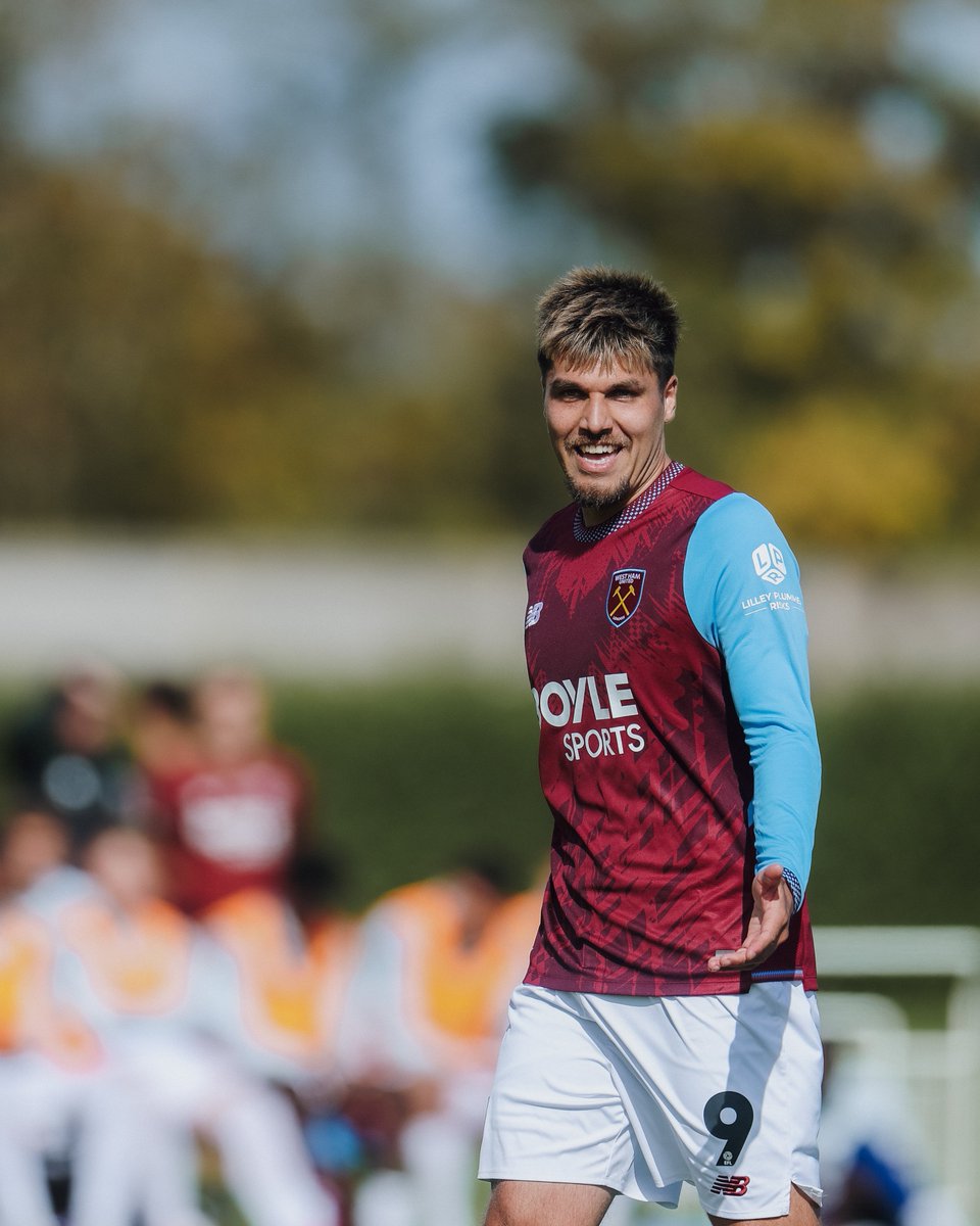 WestHam's tweet photo. More minutes in the legs as we faced Wycombe Wanderers in a behind-closed-doors training match today 🤝 https://t.co/24nPKScFvA