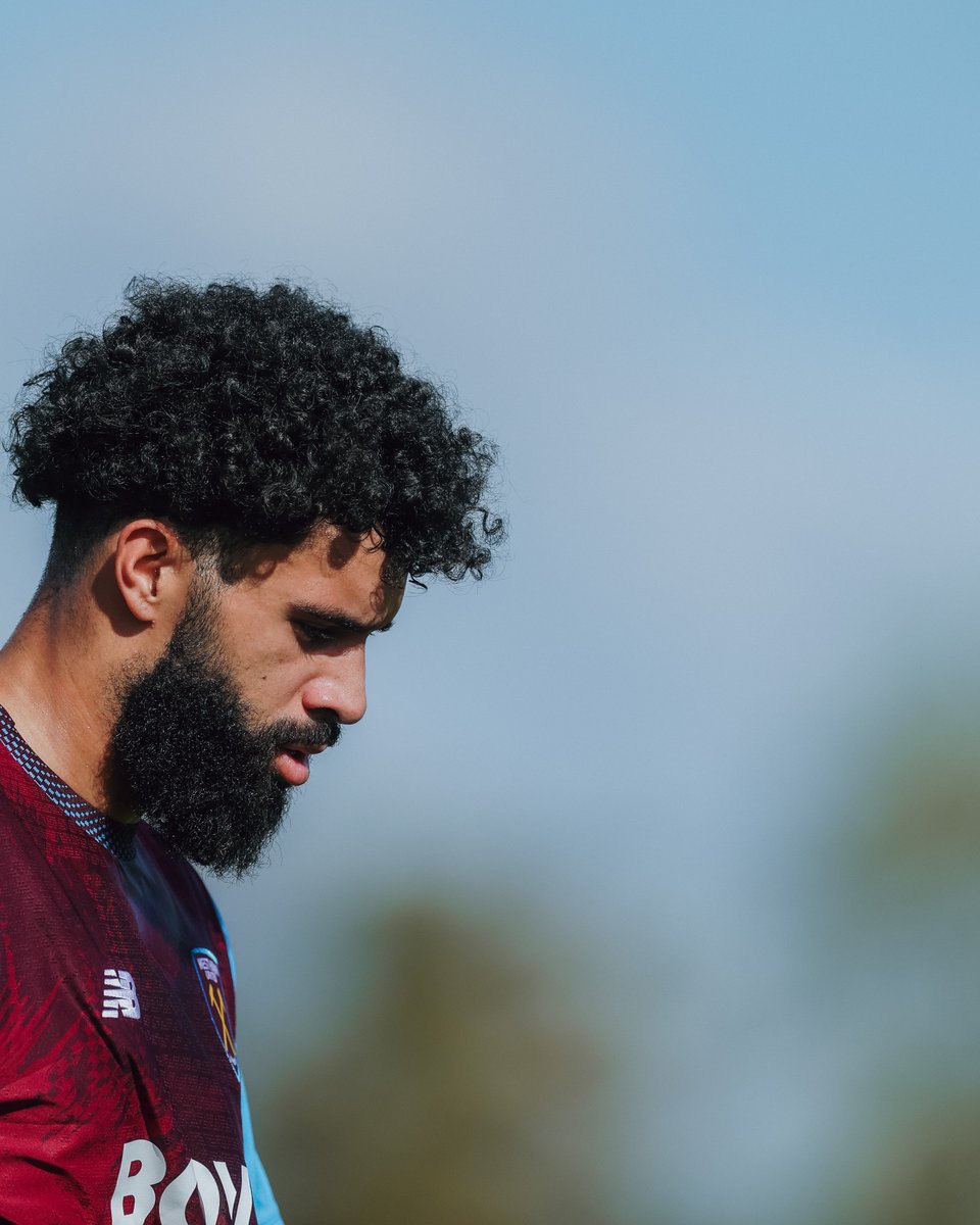 WestHam's tweet photo. More minutes in the legs as we faced Wycombe Wanderers in a behind-closed-doors training match today 🤝 https://t.co/24nPKScFvA